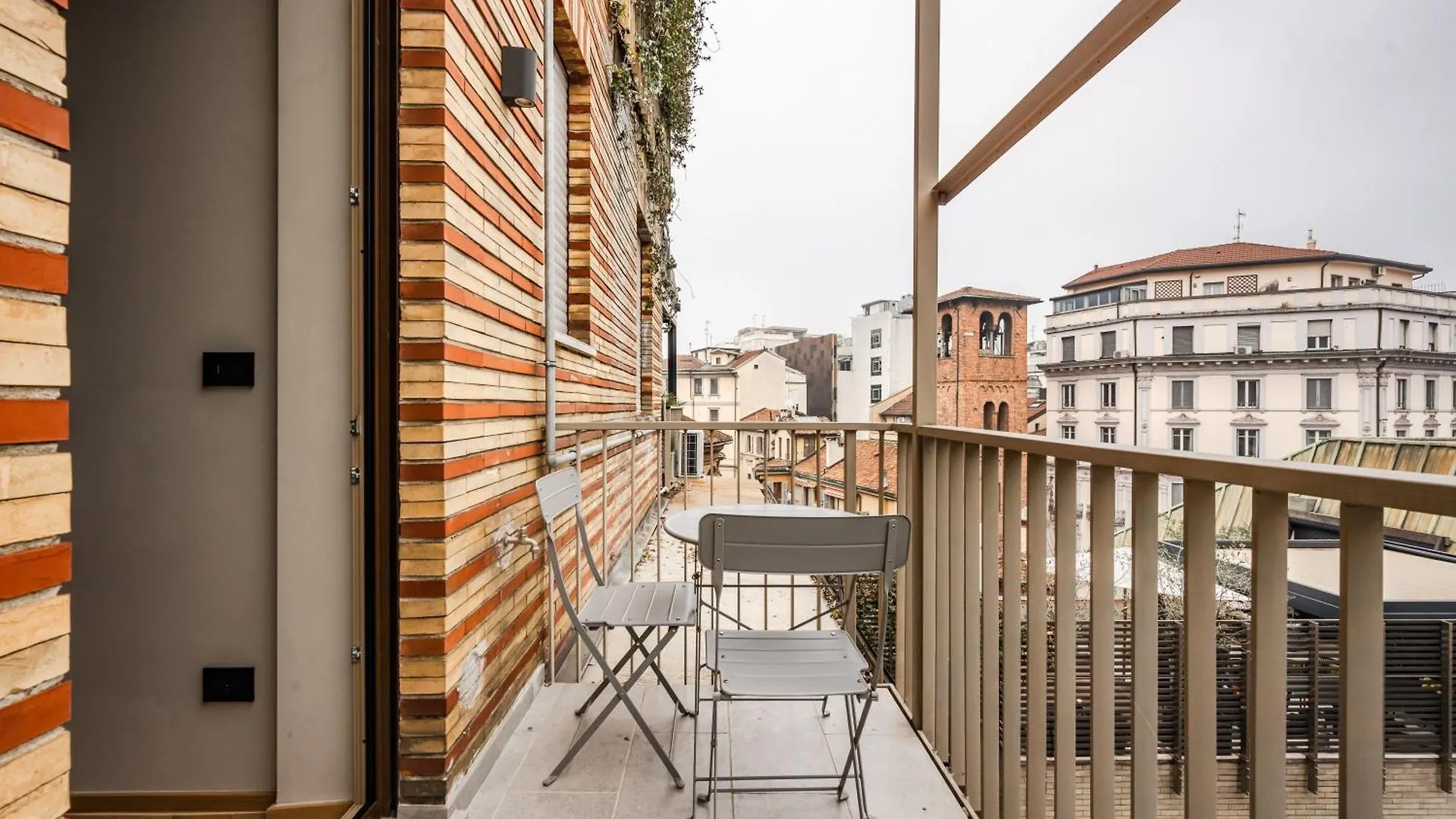 Apartment Luxury Suite With View Steps From The Duomo Mailand Italien